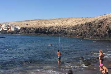 Nueva limpieza de los fondos marinos de Tufia (Foto TA)